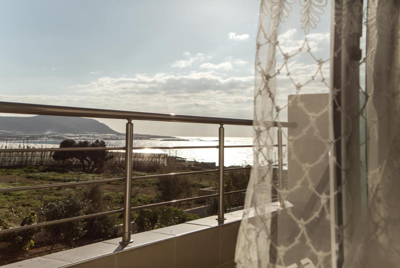 Aqua Marine Aparthotel Falasarna Exterior foto